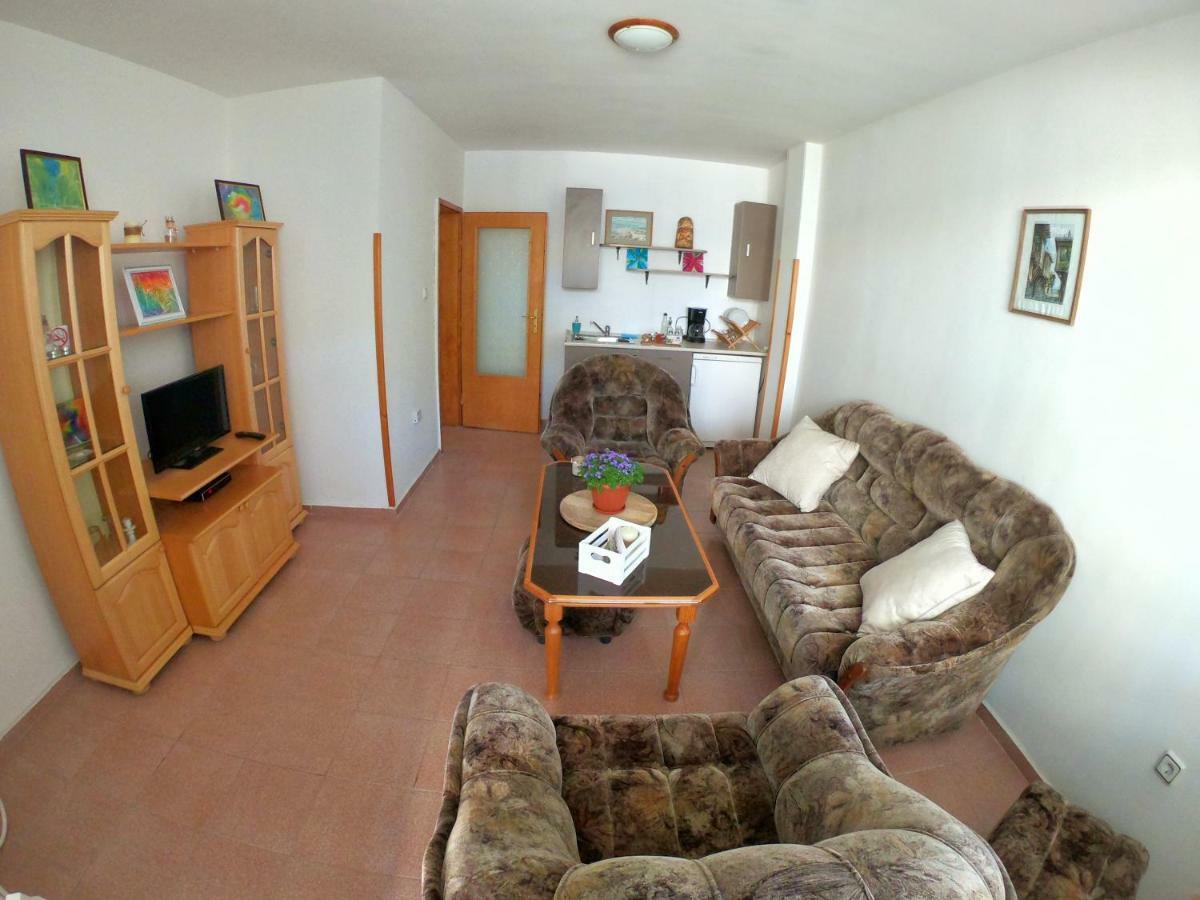 Apartment In St. Vlas With Terrace Свети-Влас Экстерьер фото